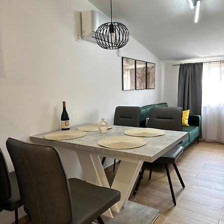Apartmani M&L Medulin Extérieur photo