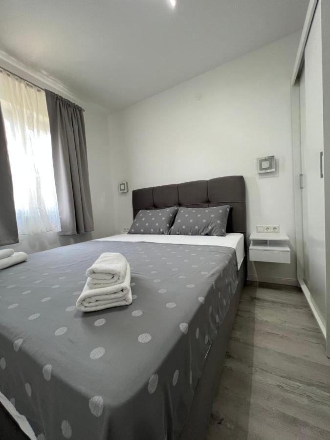 Apartmani M&L Medulin Extérieur photo